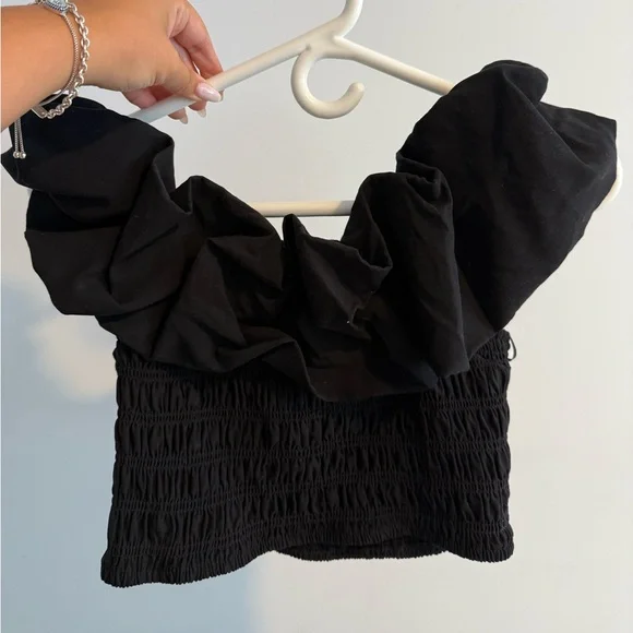 Dynamite Black Ruffled Crop Top - Picture 2 of 4